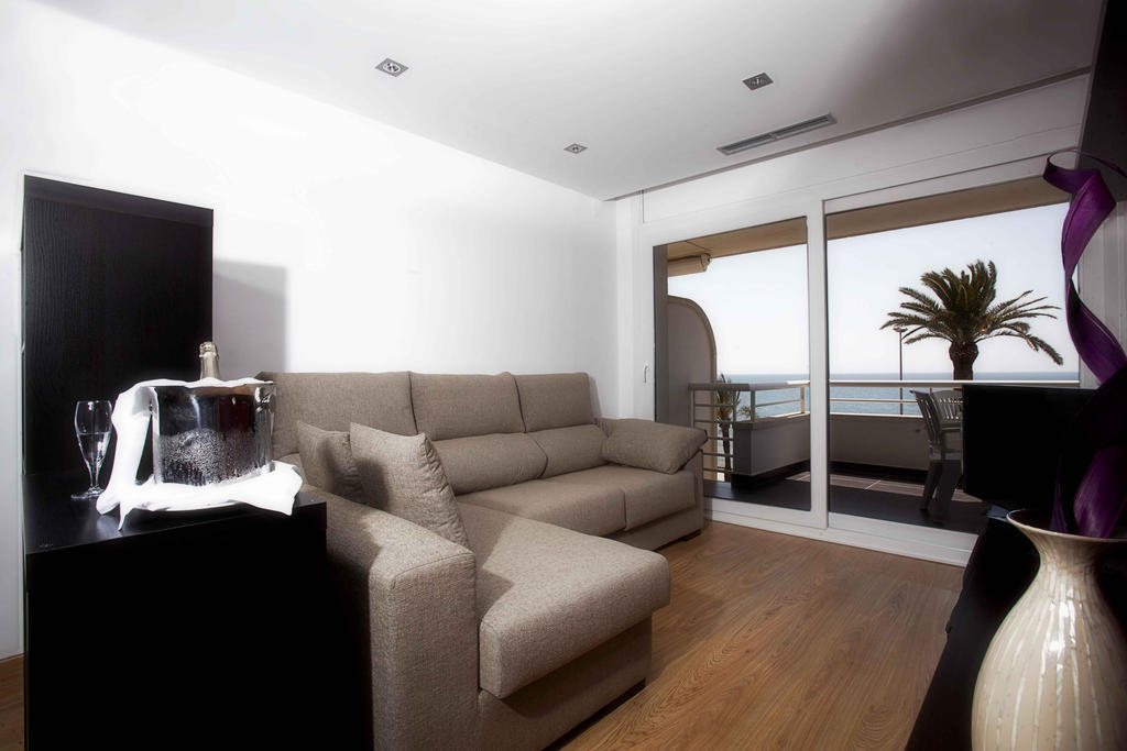 Apartamentos Sunway Talaia Σίτζες Δωμάτιο φωτογραφία